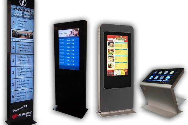 Utilisation borne interactive pour inscription visiteurs